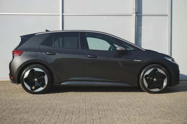 Volkswagen ID.3 (2020) thumbnail 3
