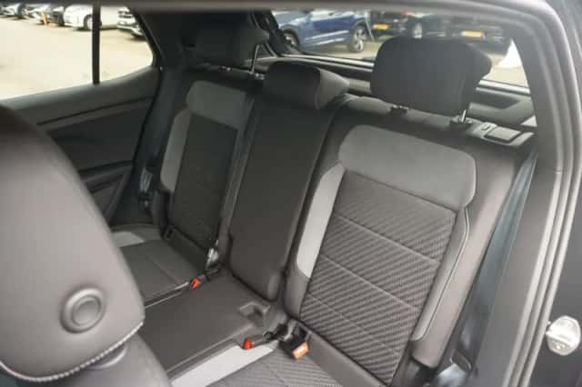 Volkswagen T-Cross (2023) thumbnail 6