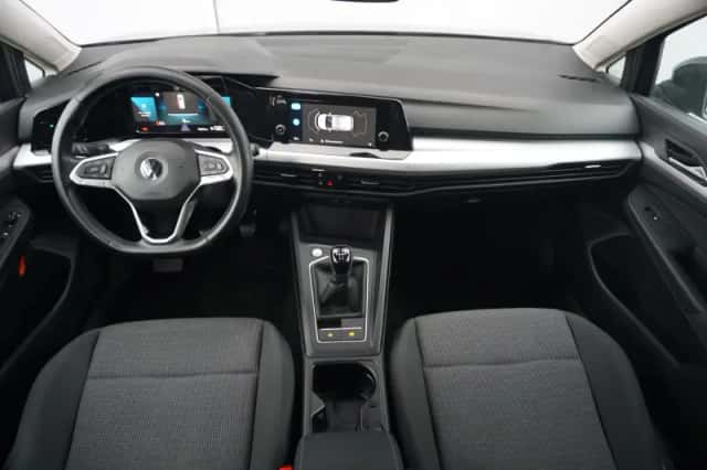 Volkswagen Golf (2020) thumbnail 5