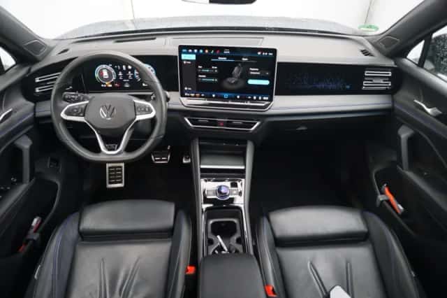 Volkswagen Tiguan (2025) thumbnail 5