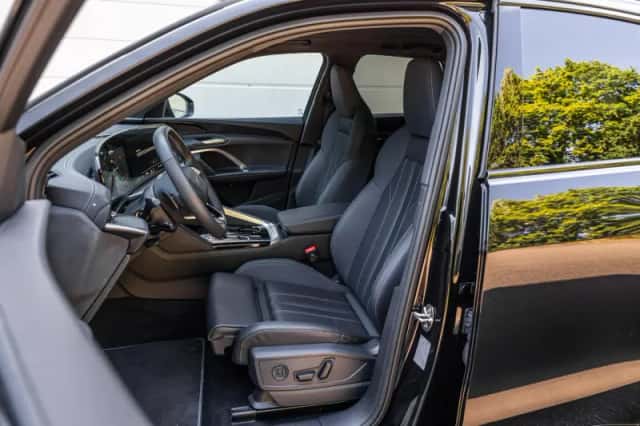 Audi Q5 (2025) thumbnail 4