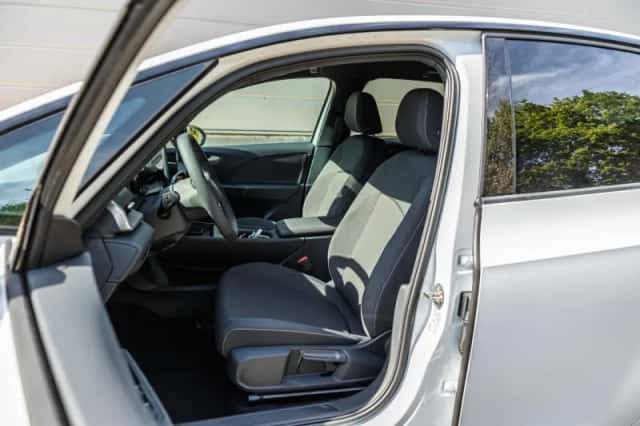 Volkswagen ID.3 (2026) thumbnail 4