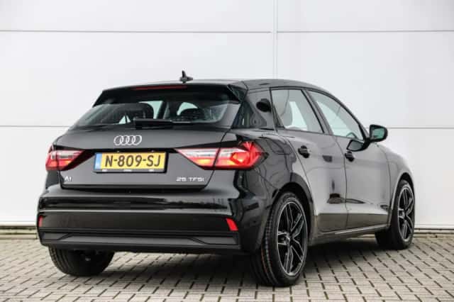 Audi A1 (2022) thumbnail 2