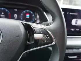 Škoda Octavia (2023) thumbnail 21