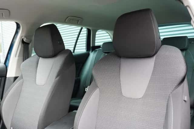 Škoda Octavia (2023) thumbnail 4