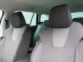 Škoda Octavia (2023) thumbnail 4