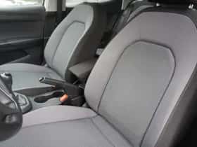SEAT Arona (2021) thumbnail 4