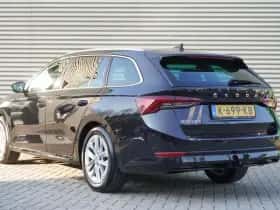 Škoda Octavia (2020) thumbnail 11