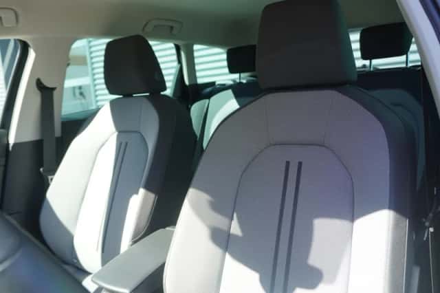 SEAT Leon Sportstourer (2020) thumbnail 4
