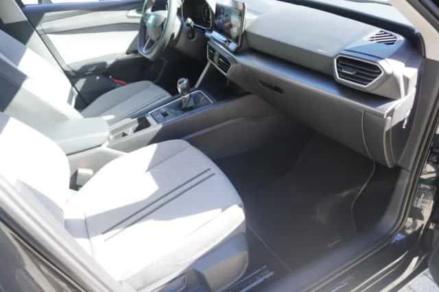 SEAT Leon Sportstourer (2020) thumbnail 5