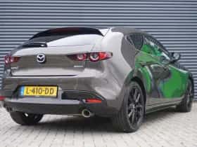 Mazda 3 (2021) thumbnail 2