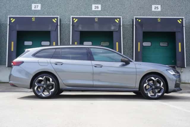 Škoda Superb (2026) thumbnail 3