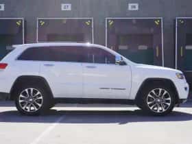 Jeep Grand Cherokee (2018) thumbnail 3