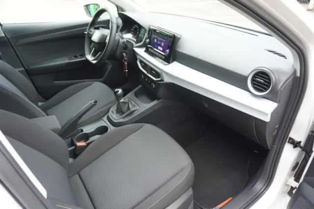 SEAT Ibiza (2023) thumbnail 5