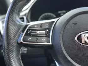 Kia Proceed (2021) thumbnail 24