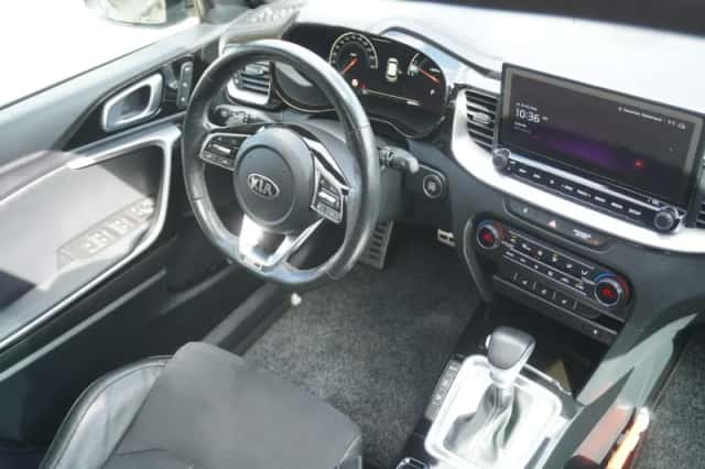 Kia Proceed (2021) thumbnail 5