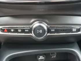 Volvo XC40 (2021) thumbnail 25