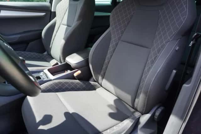 Škoda Karoq (2020) thumbnail 4