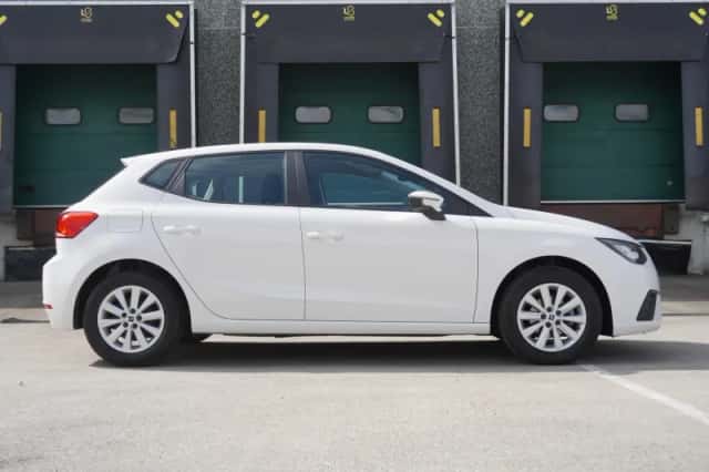 SEAT Ibiza (2024) thumbnail 3