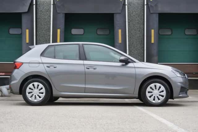 Škoda Fabia (2022) thumbnail 3