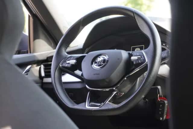 Škoda Kamiq (2022) thumbnail 5