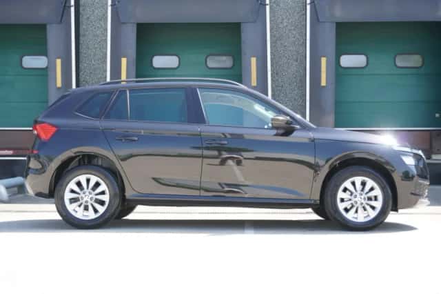 Škoda Kamiq (2022) thumbnail 3