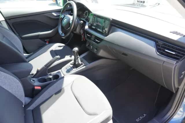 Škoda Scala (2021) thumbnail 5