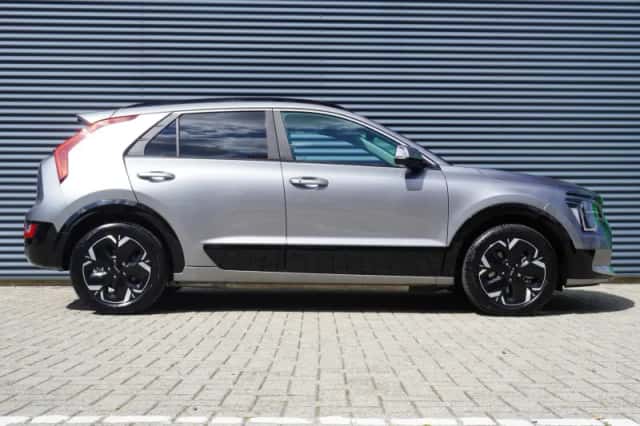 Kia Niro EV (2024) thumbnail 3