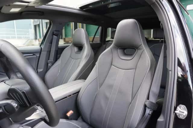Škoda Superb (2025) thumbnail 4