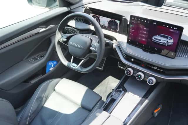 Škoda Superb (2025) thumbnail 5