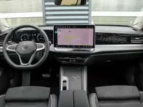 Volkswagen Passat (2025) thumbnail 5