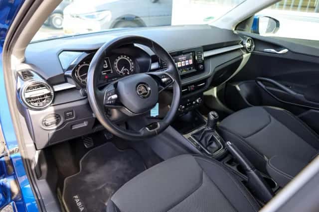 Škoda Fabia (2023) thumbnail 5