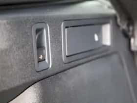 Volkswagen Tiguan (2025) thumbnail 17
