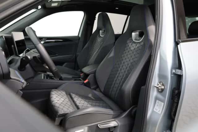 Volkswagen Tiguan (2025) thumbnail 4