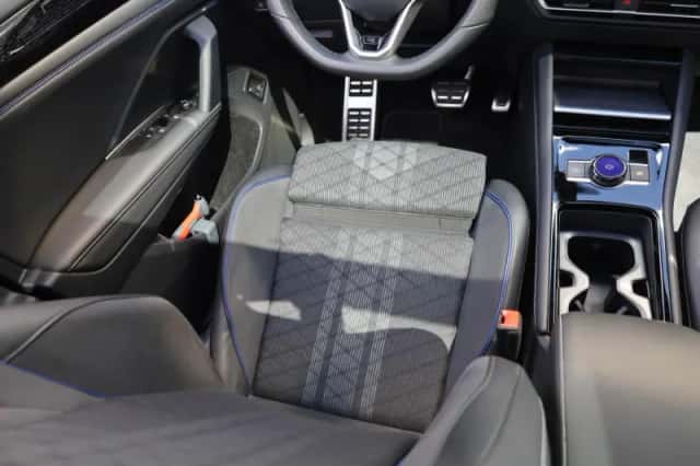 Volkswagen Tiguan (2025) thumbnail 39