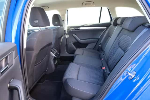 Škoda Superb (2023) thumbnail 14