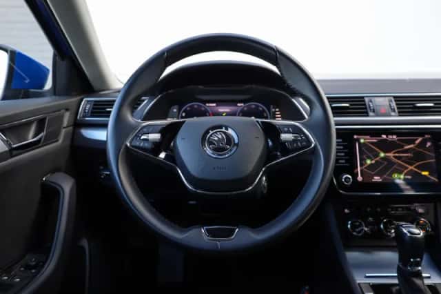 Škoda Superb (2023) thumbnail 16