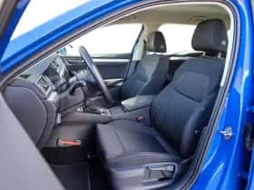 Škoda Superb (2023) thumbnail 4