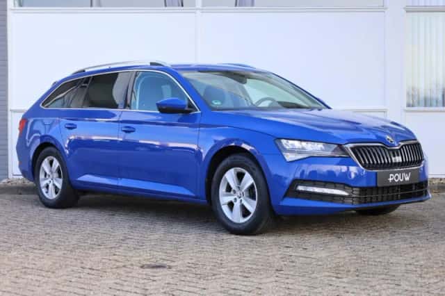 Škoda Superb (2023) thumbnail 7