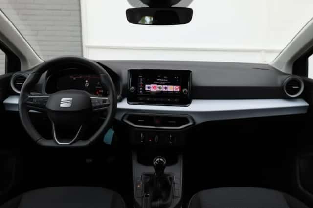 SEAT Ibiza (2025) thumbnail 5