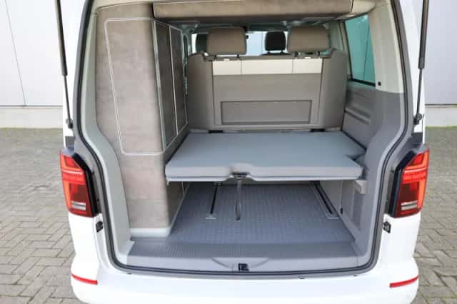Volkswagen California (2023) thumbnail 23