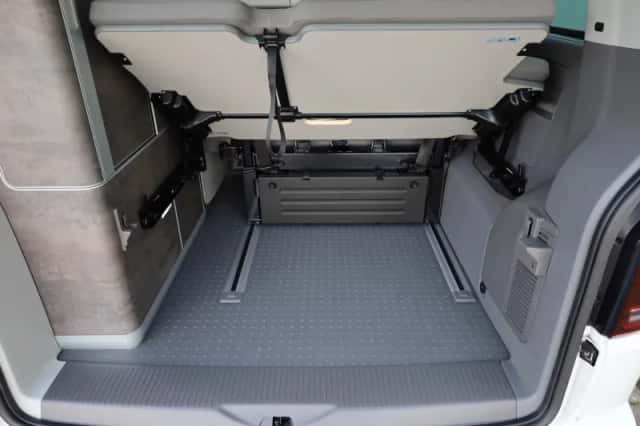 Volkswagen California (2023) thumbnail 24
