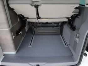 Volkswagen California (2023) thumbnail 24