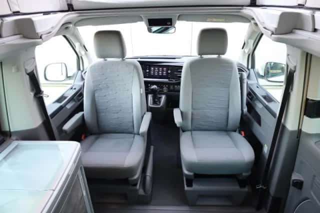 Volkswagen California (2023) thumbnail 25