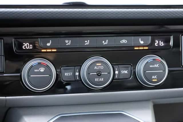 Volkswagen California (2023) thumbnail 35