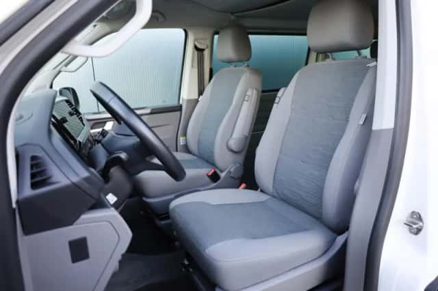 Volkswagen California (2023) thumbnail 5