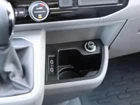 Volkswagen California (2023) thumbnail 49
