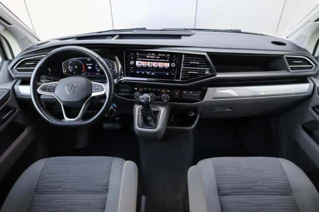 Volkswagen California (2023) thumbnail 6