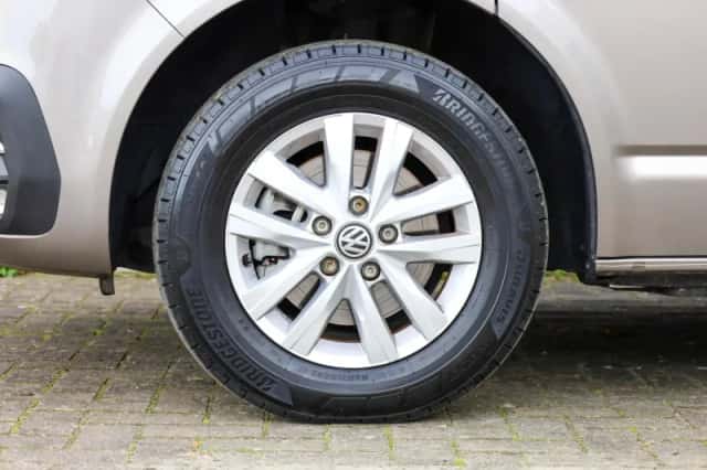 Volkswagen California (2023) thumbnail 13