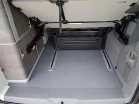Volkswagen California (2023) thumbnail 22